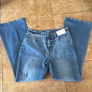 NWT- a.n.a. Women's Blue Jeans Size 10 High Rise, Fitted leg, flare bottom